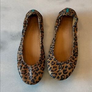 Tieks Leopard Print Ballet Flats very very good condition! Size 8